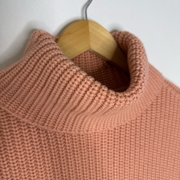 Pearl by Lela Rose Sleeveless Turtleneck Sweater Pink 100% Wool Size Medium - Picture 7 of 8